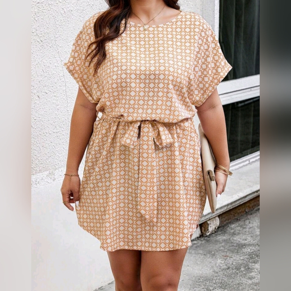 NWOT geometric patterned tie waist dress 💛 - Picture 1 of 16